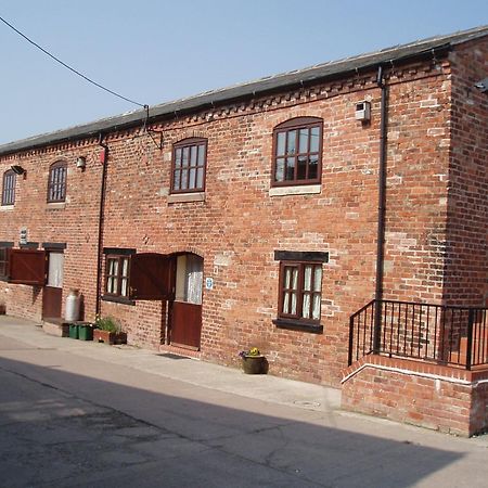 Hopley House Acomodação com café da manhã Middlewich Exterior foto